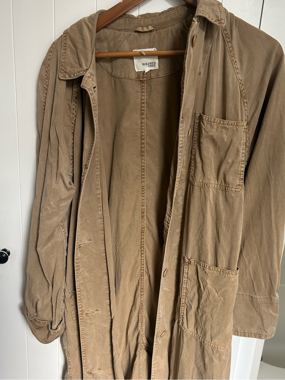 Wilfred medium Women's Long Utility Jacket in Tan